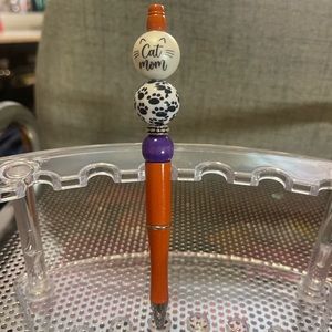 Cat mom custom made bead ink pen